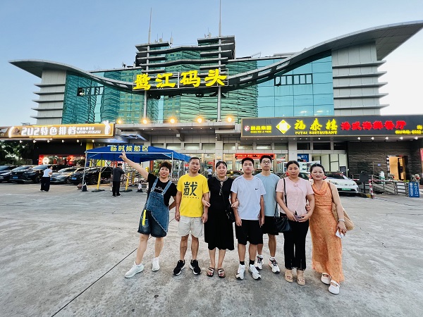 東莞凱力克優(yōu)秀團隊.jpg